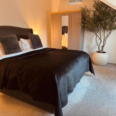 Lola'S Loft With Lake Views - Central Bowness - Pet Friendly Exteriör bild