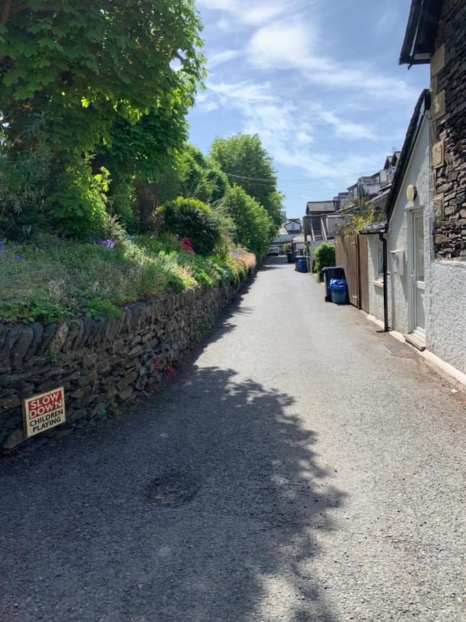 Lola'S Loft With Lake Views - Central Bowness - Pet Friendly Exteriör bild