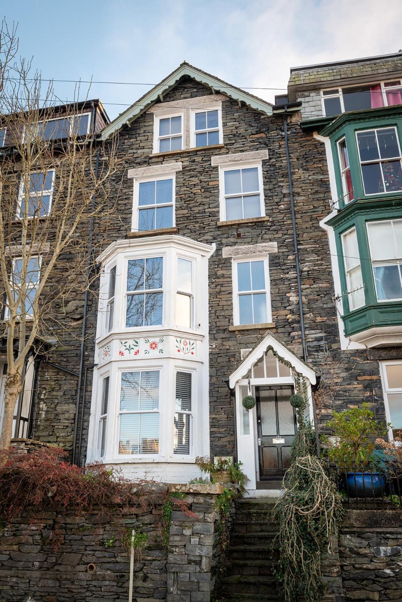 Lola'S Loft With Lake Views - Central Bowness - Pet Friendly Exteriör bild