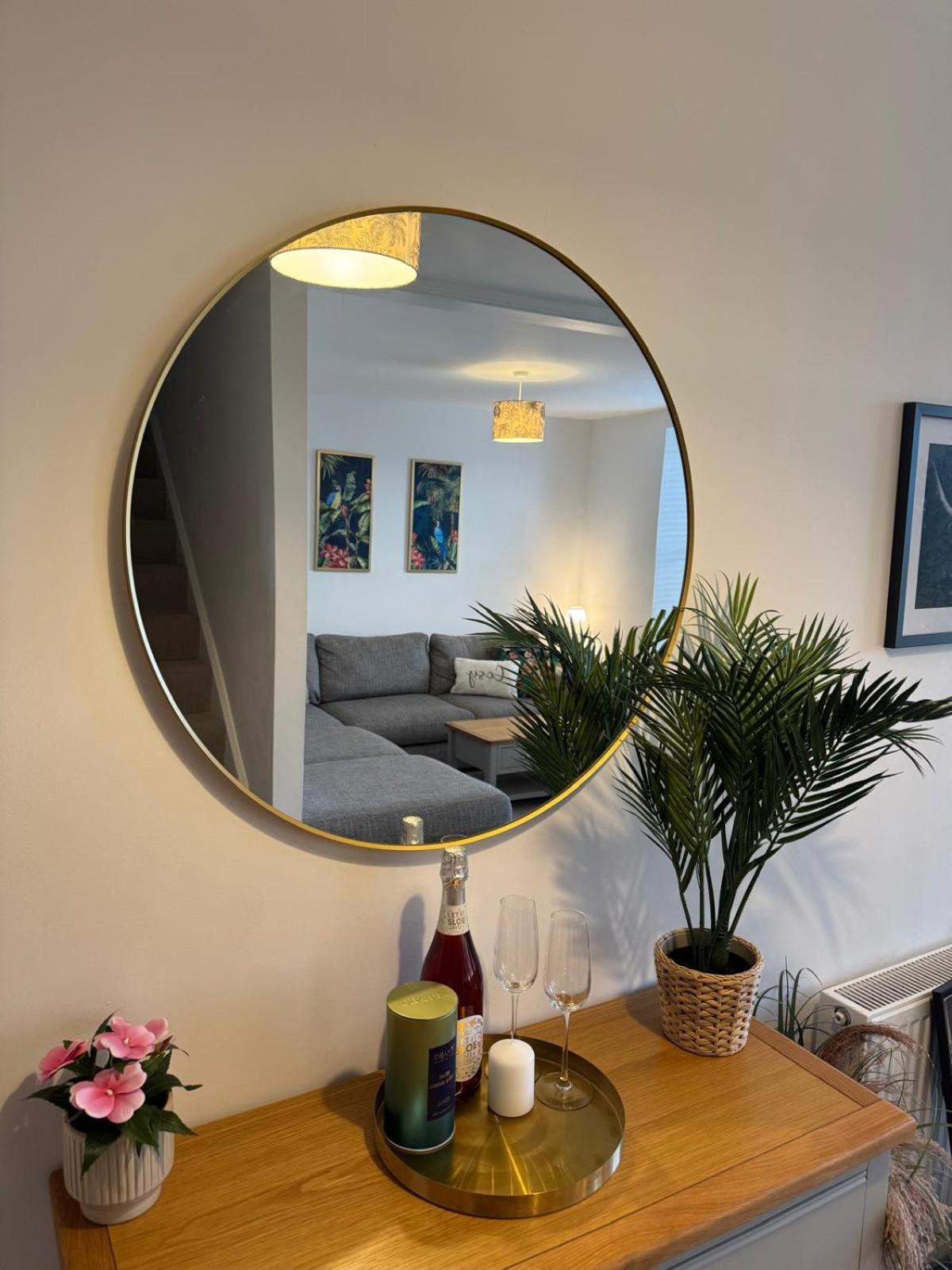Lola'S Loft With Lake Views - Central Bowness - Pet Friendly Exteriör bild